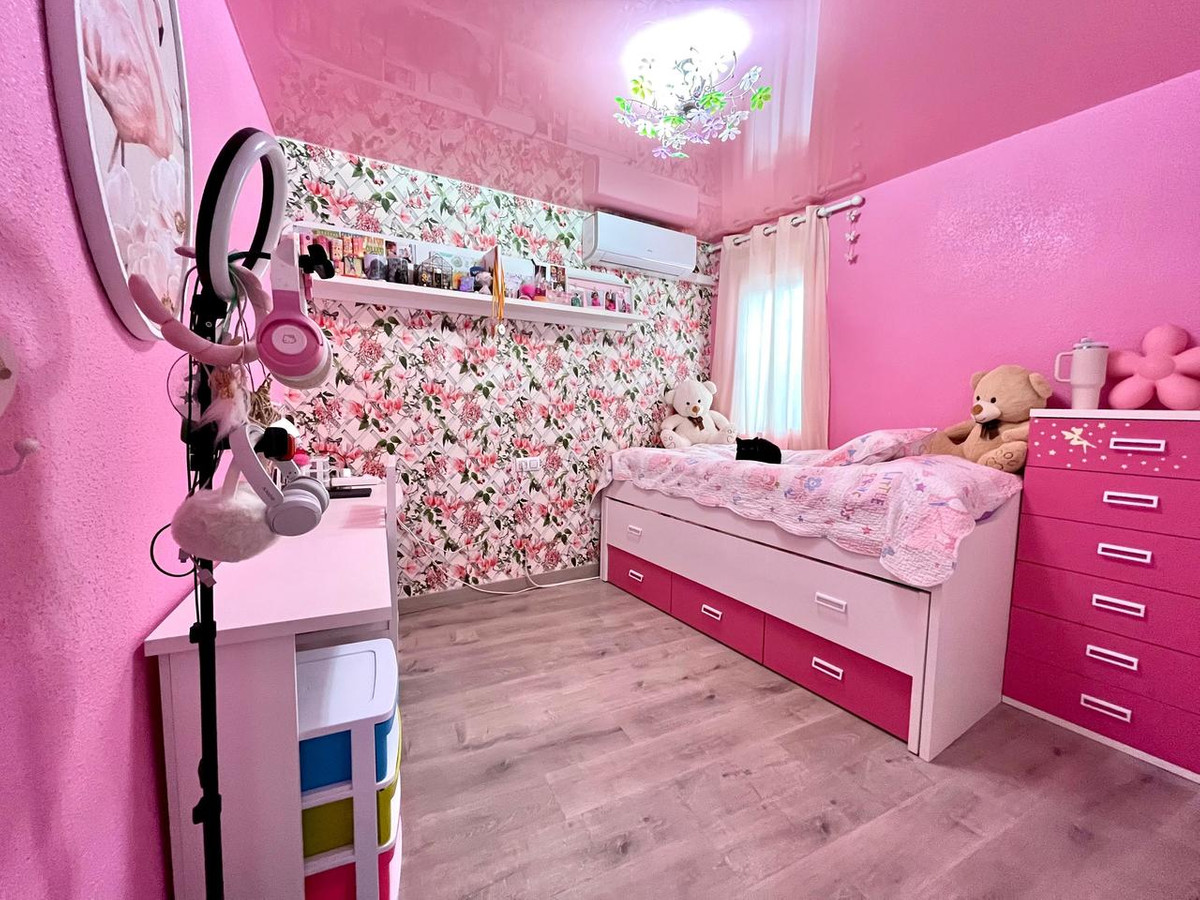 ShowFeedImage Apartment – Middle Floor Apartment in Torrevieja