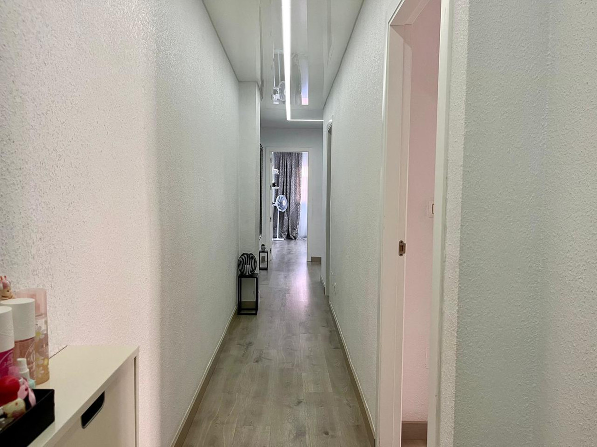 ShowFeedImage Apartment – Middle Floor Apartment in Torrevieja