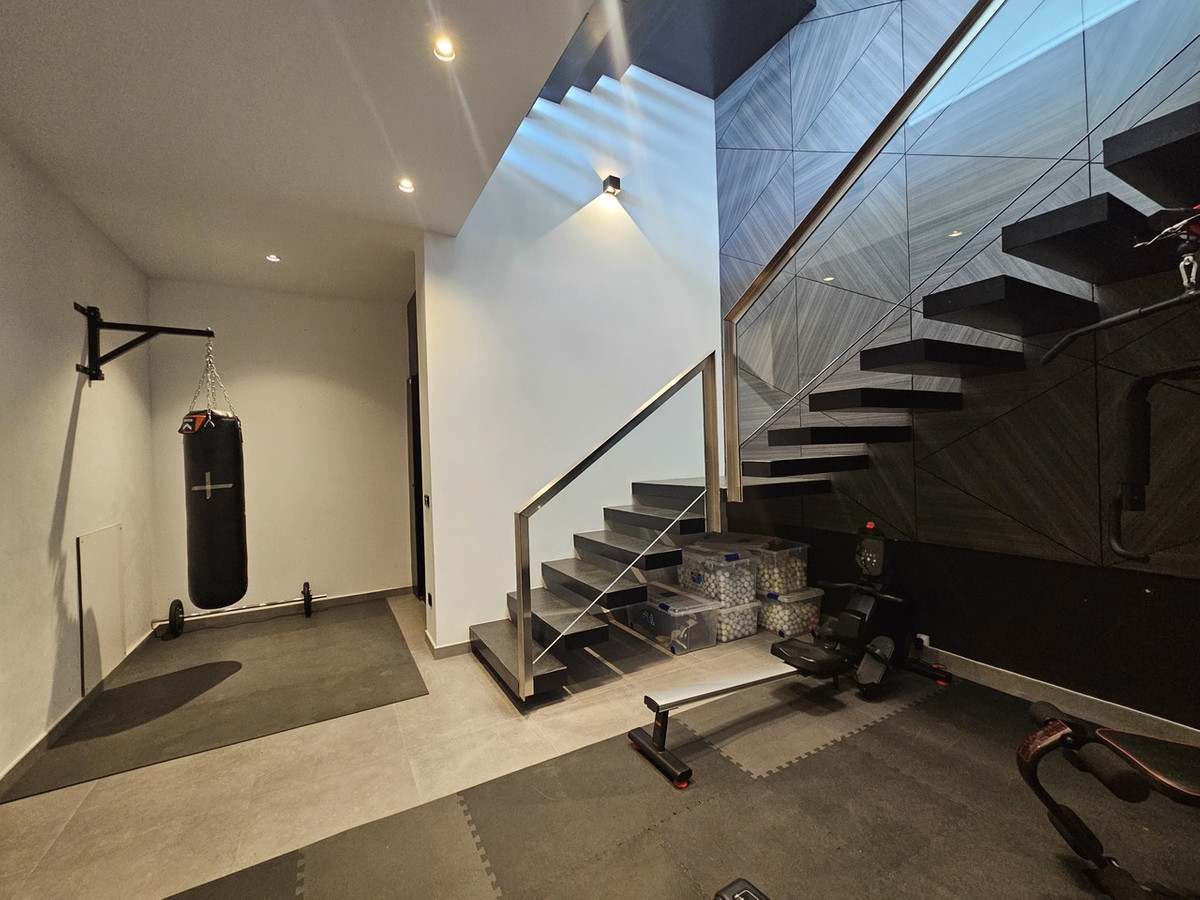 ShowFeedImage House – Detached Villa in Orihuela