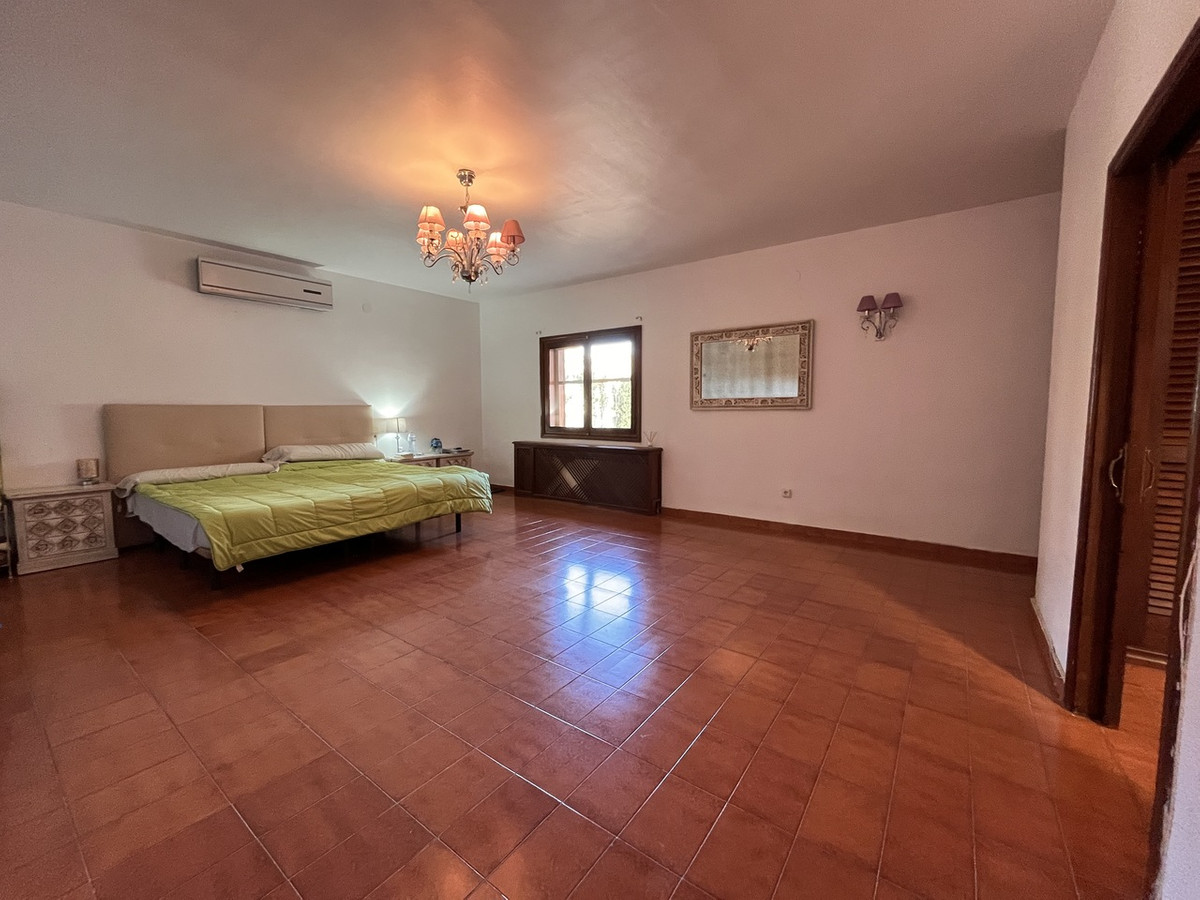ShowFeedImage House – Detached Villa in La Nucia