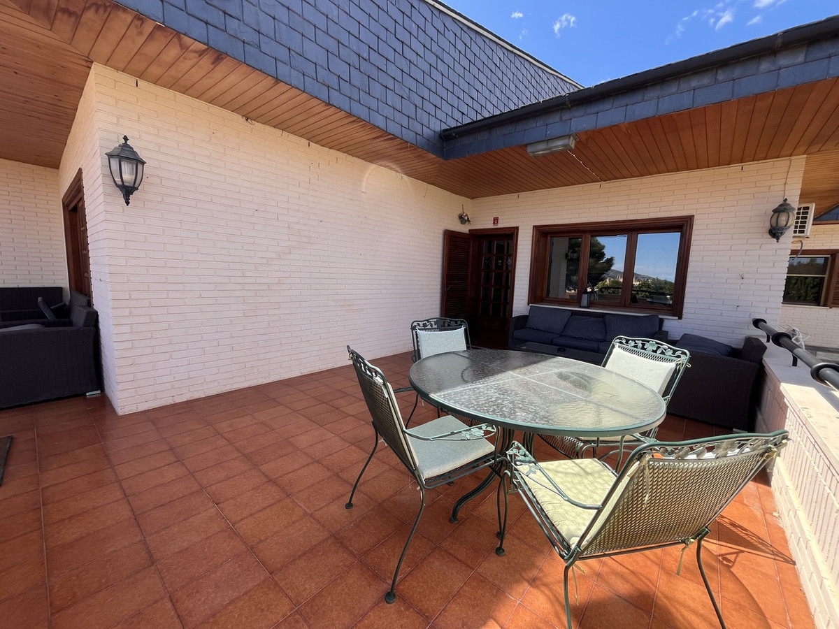 ShowFeedImage House – Detached Villa in La Nucia
