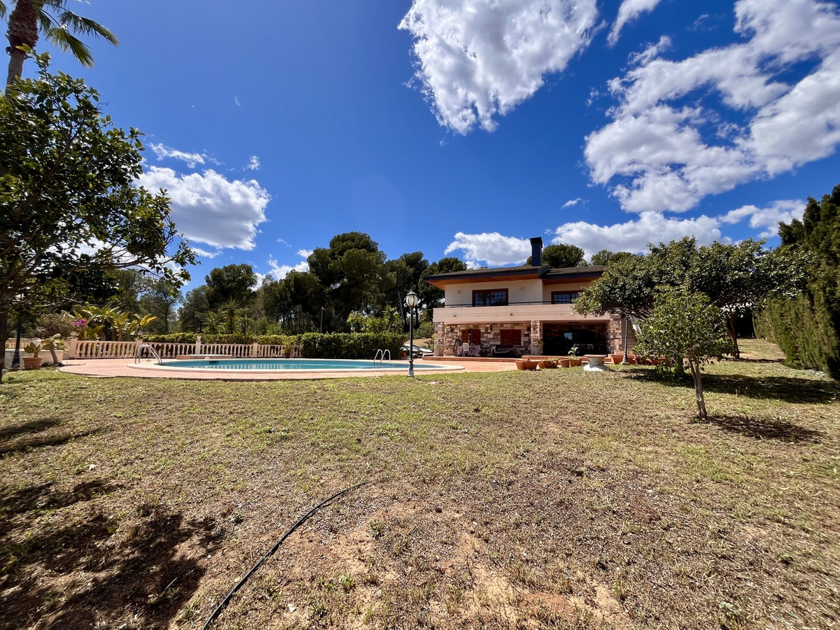 ShowFeedImage House – Detached Villa in La Nucia