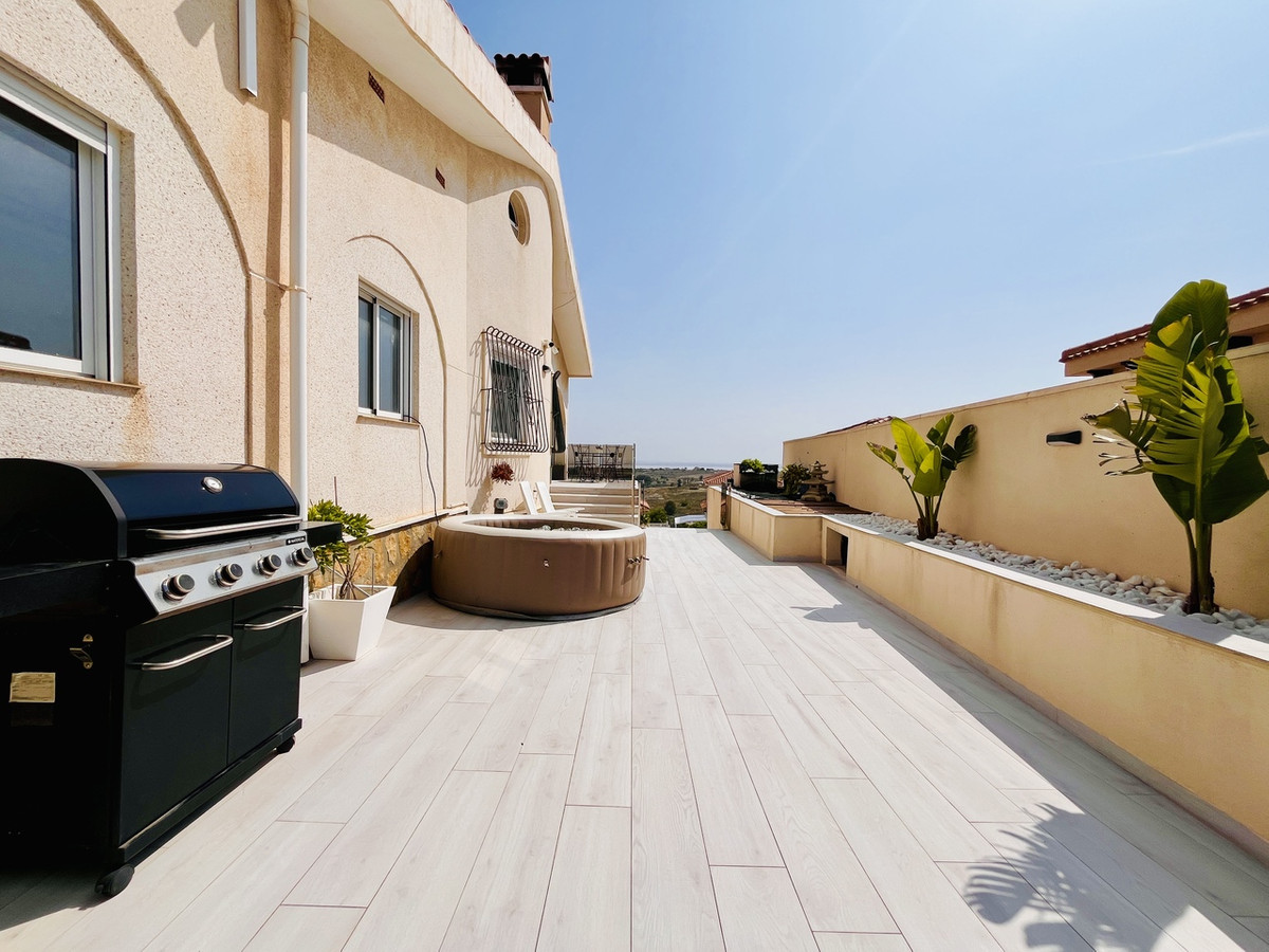 ShowFeedImage House – Detached Villa in San Miguel de Salinas