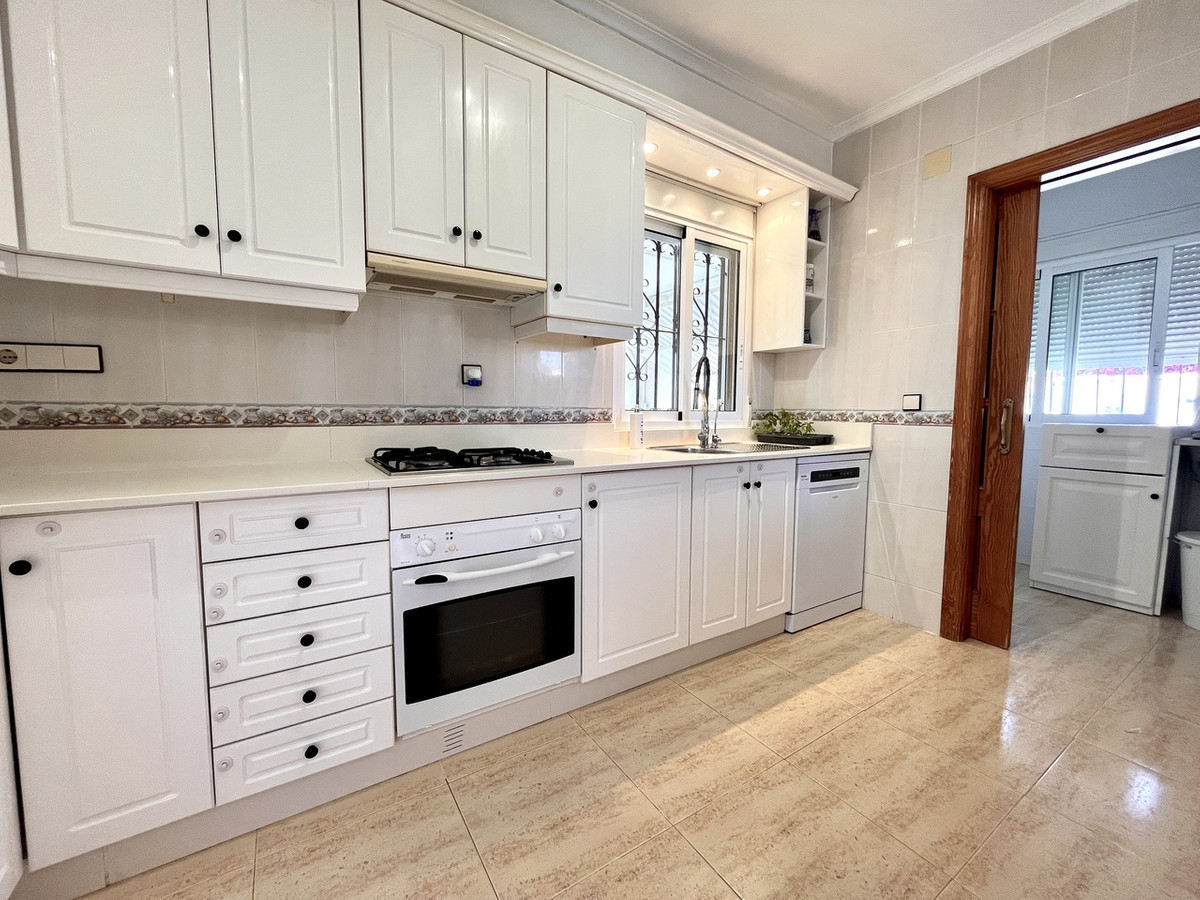 ShowFeedImage House – Detached Villa in San Miguel de Salinas