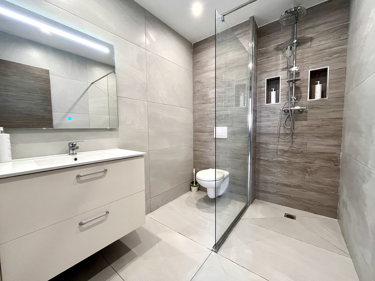 ShowFeedImage House – Detached Villa in San Miguel de Salinas