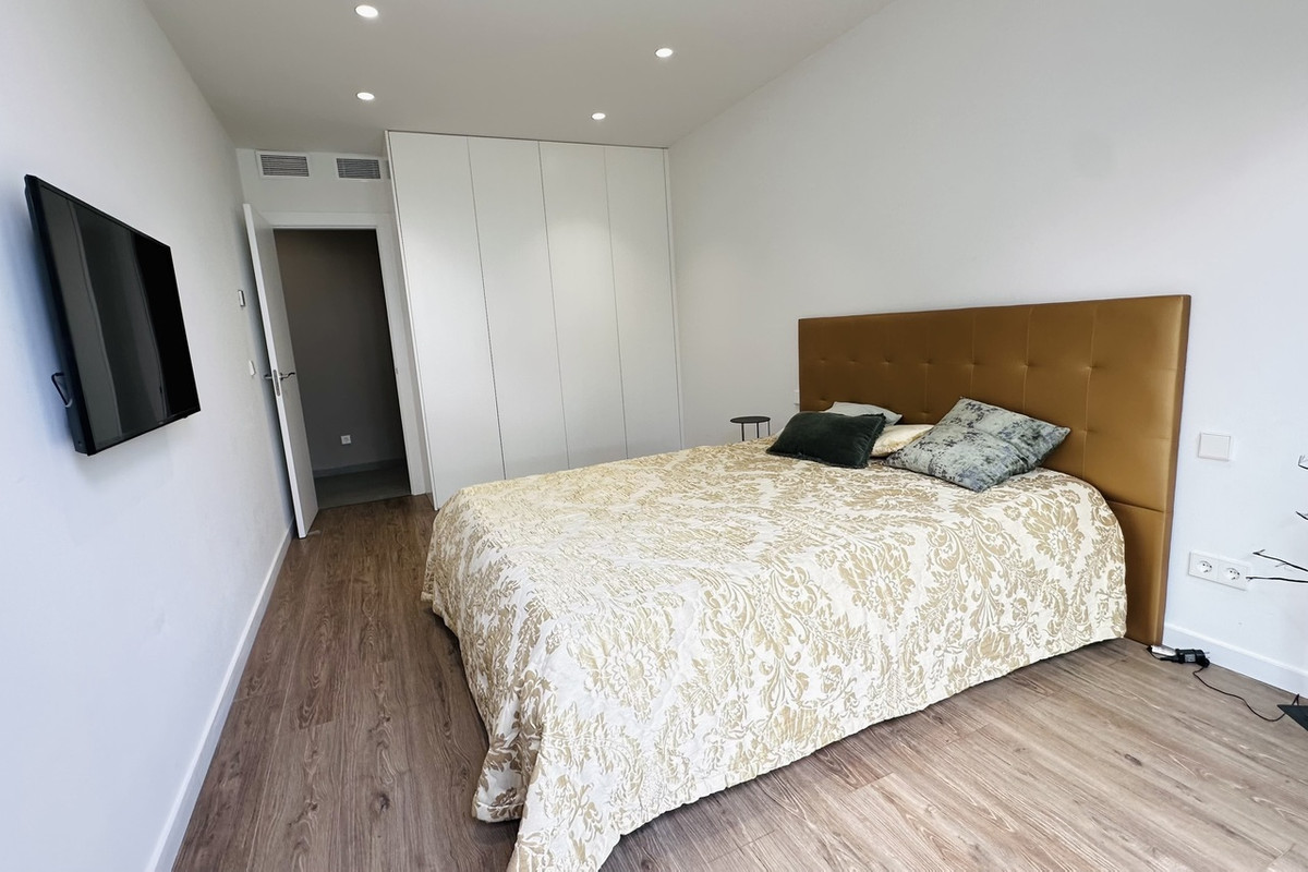 ShowFeedImage House – Detached Villa in Orihuela