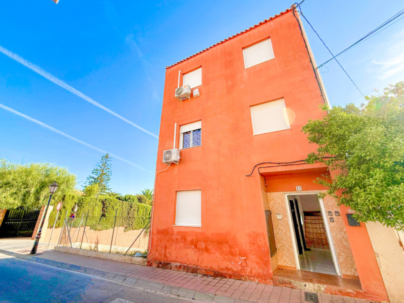 Apartment – Ground Floor Apartment in San Miguel de Salinas
