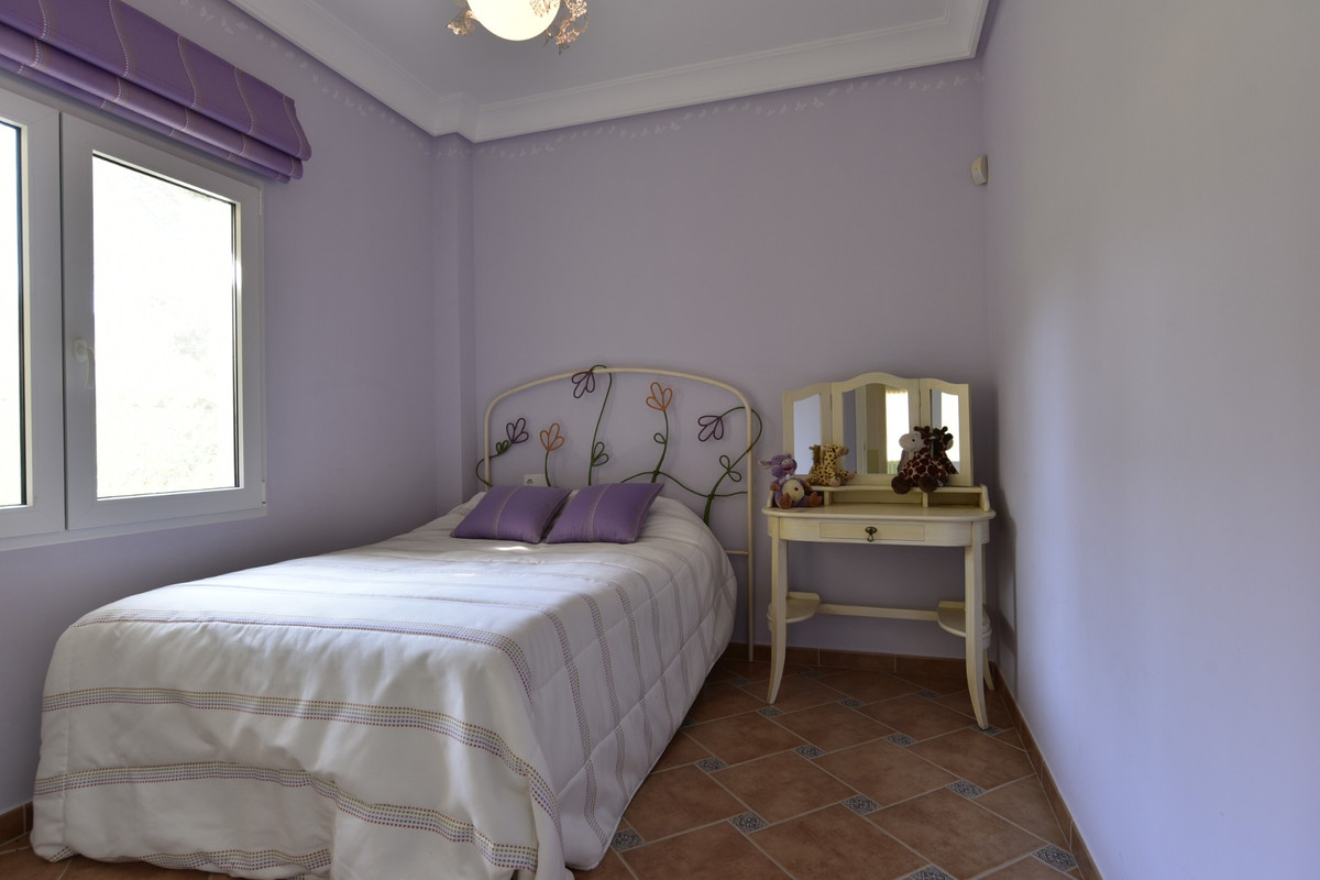ShowFeedImage House – Detached Villa in Orihuela