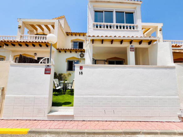 House – Townhouse in Orihuela