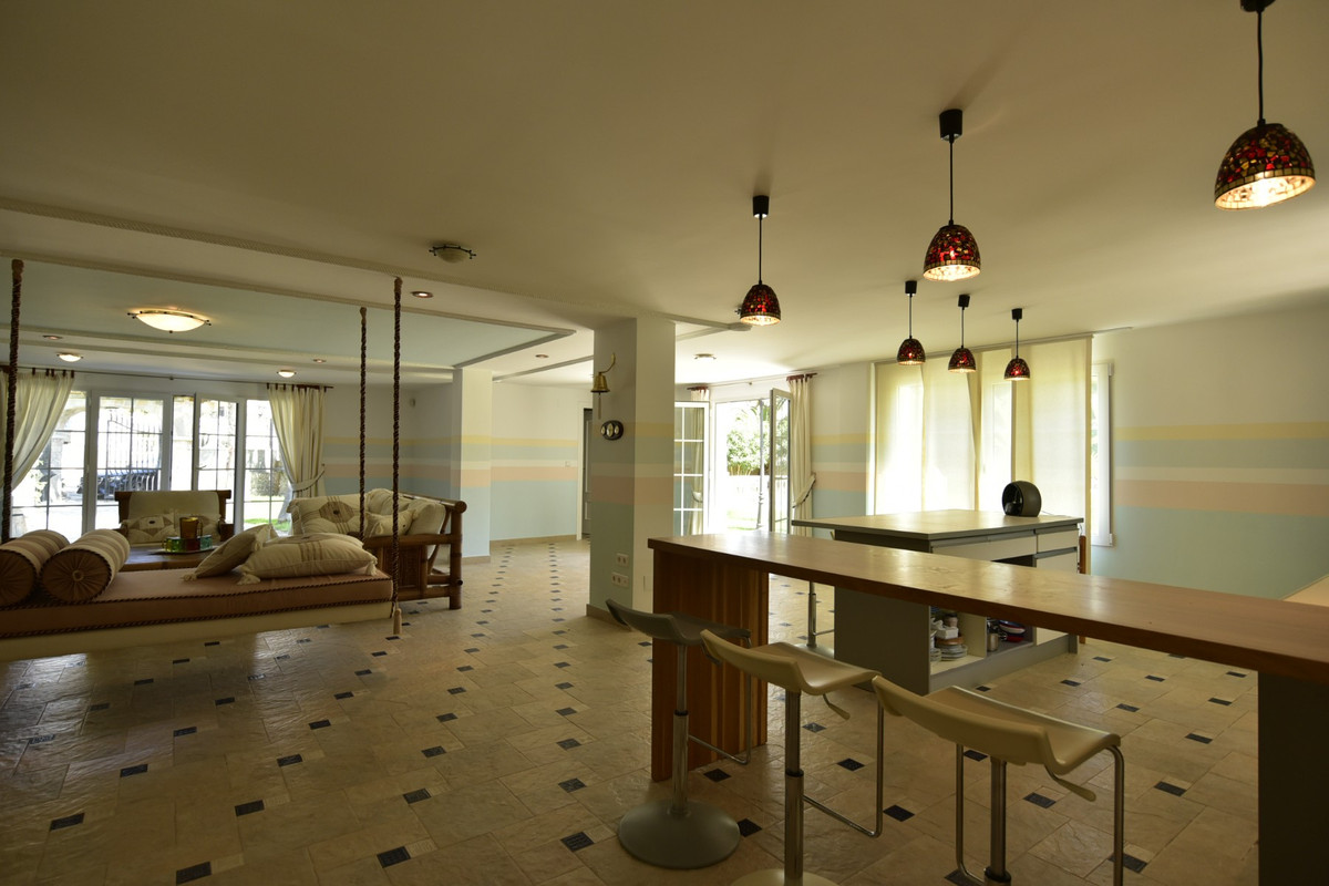 ShowFeedImage House – Detached Villa in Orihuela