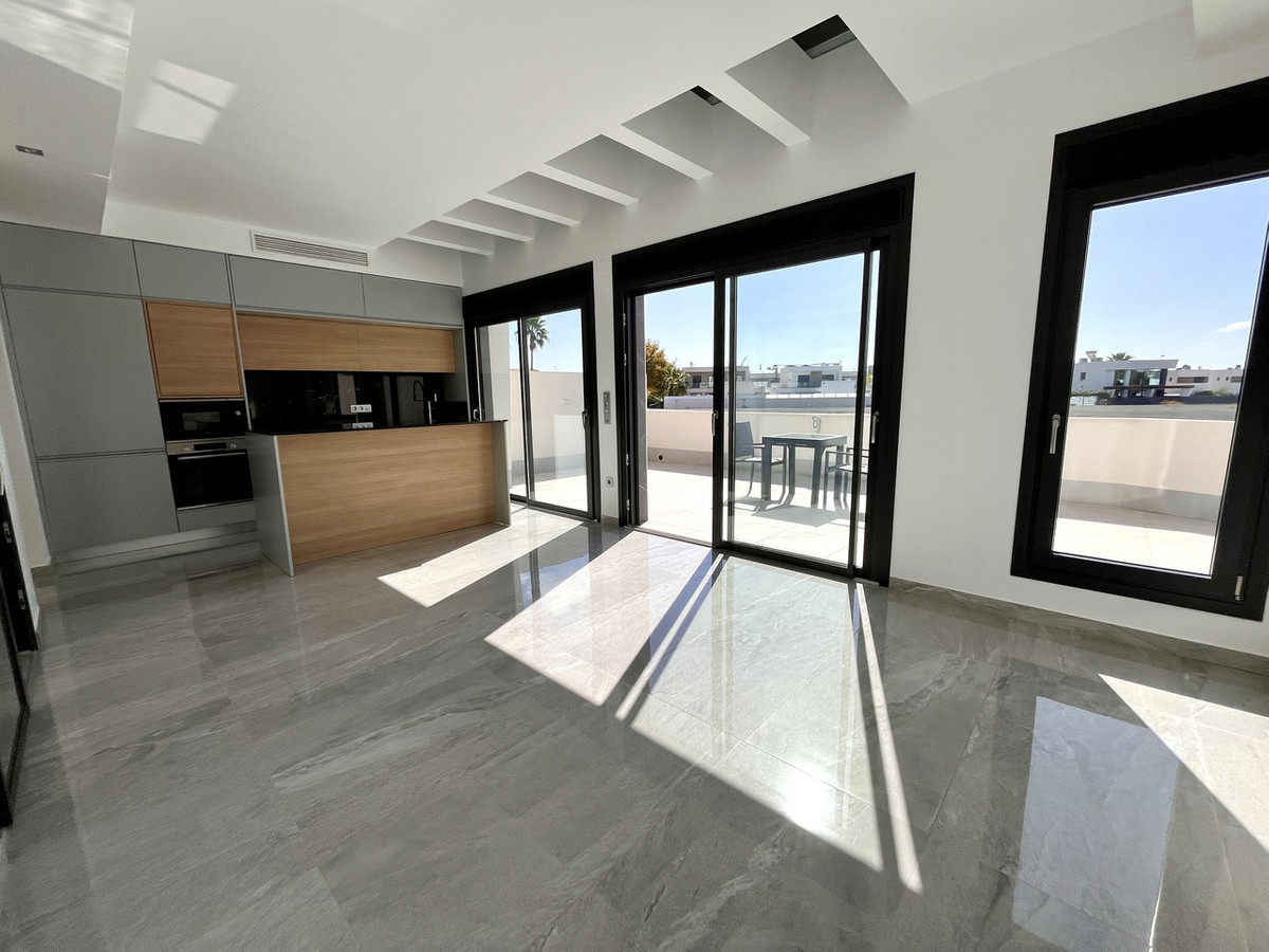 House – Detached Villa in San Pedro del Pinatar