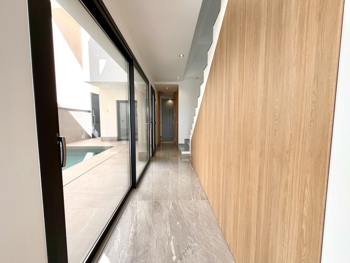 House – Detached Villa in San Pedro del Pinatar