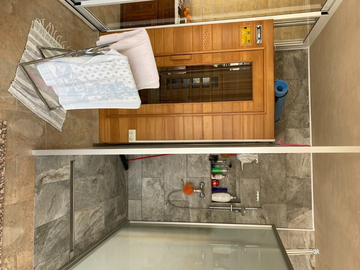 ShowFeedImage House – Detached Villa in Elche