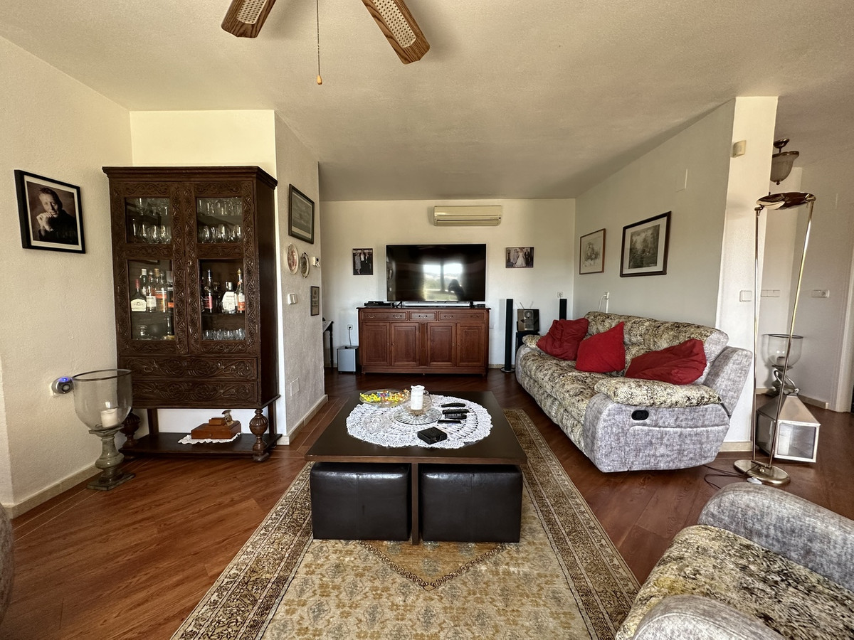 ShowFeedImage House – Detached Villa in Orihuela