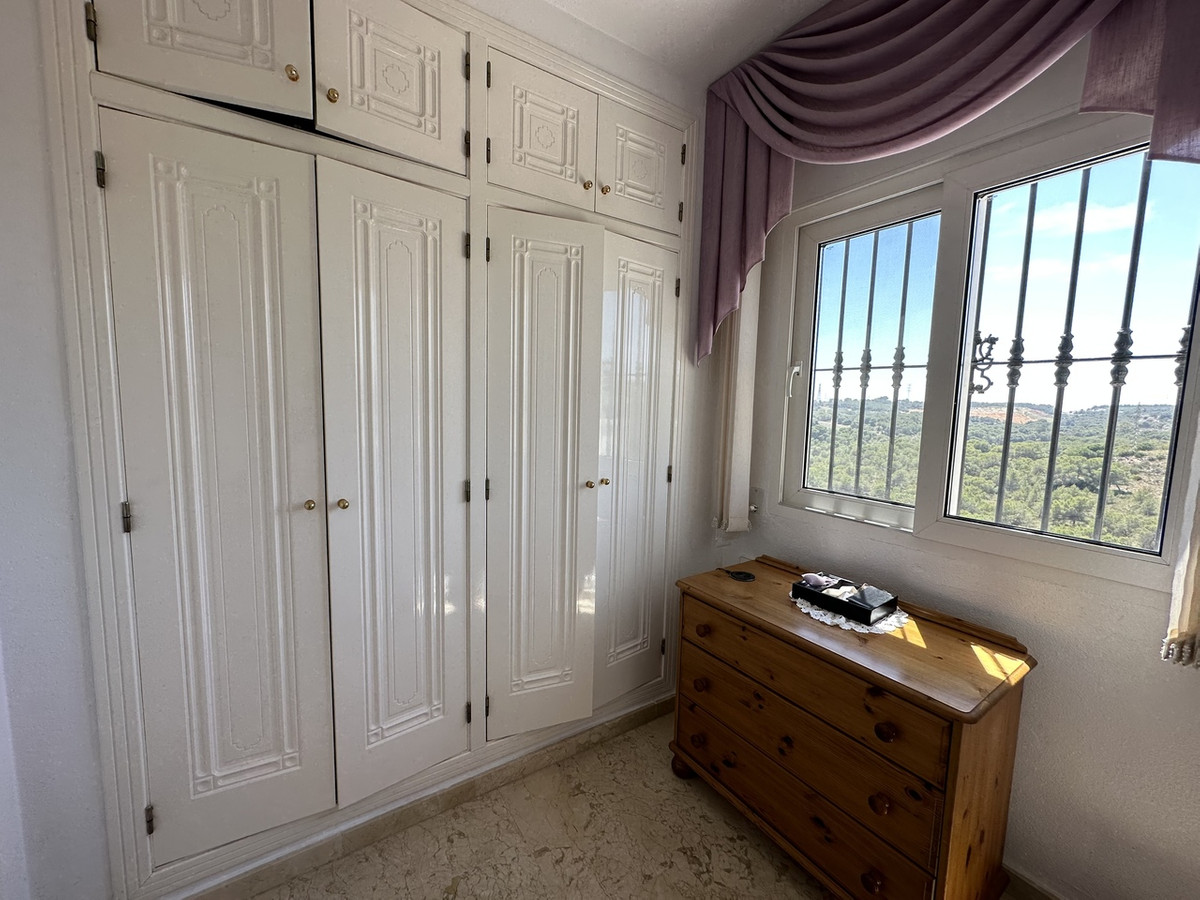 ShowFeedImage House – Detached Villa in Orihuela