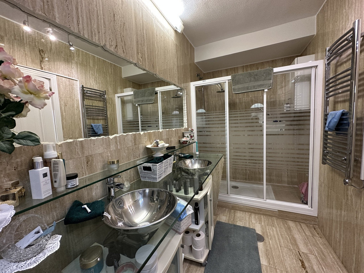 ShowFeedImage House – Detached Villa in Orihuela