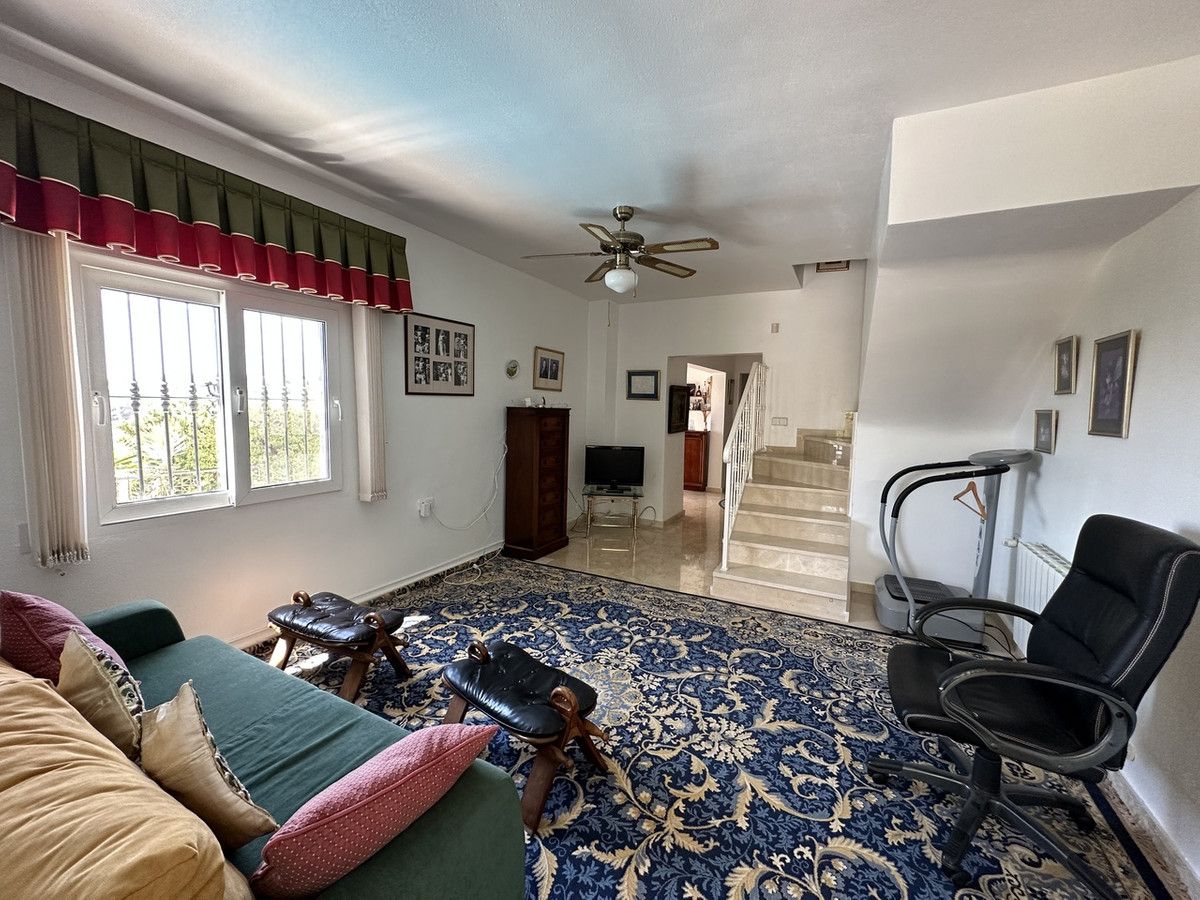 ShowFeedImage House – Detached Villa in Orihuela