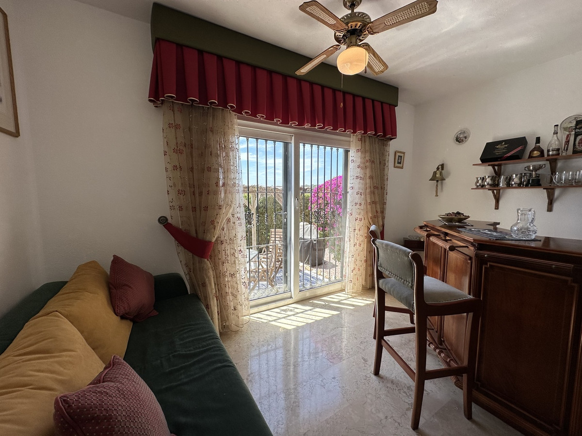 ShowFeedImage House – Detached Villa in Orihuela
