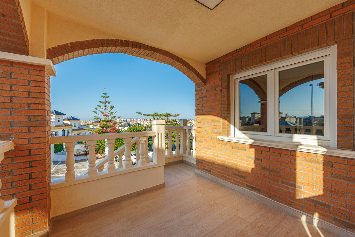 ShowFeedImage House – Detached Villa in Rojales
