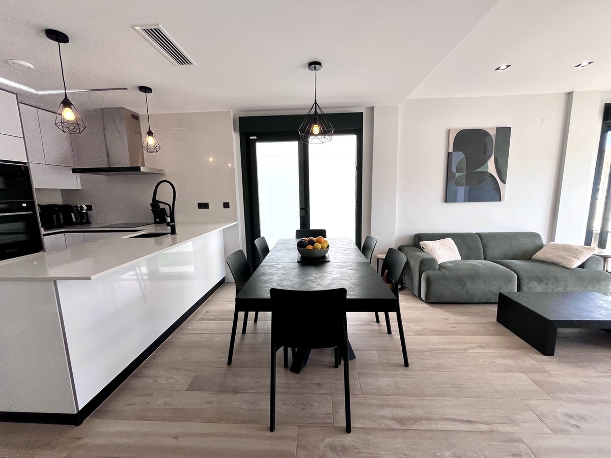 ShowFeedImage House – Detached Villa in Orihuela