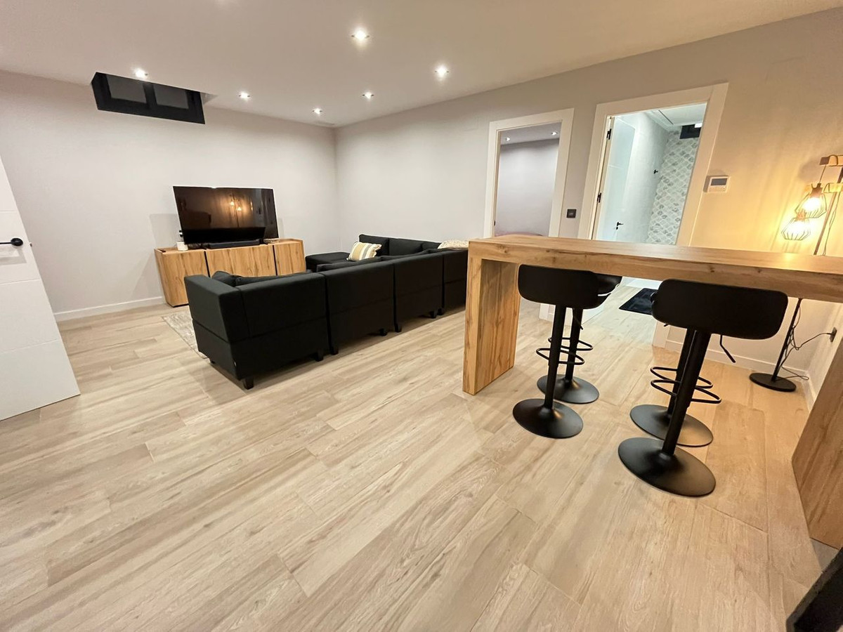 ShowFeedImage House – Detached Villa in Orihuela