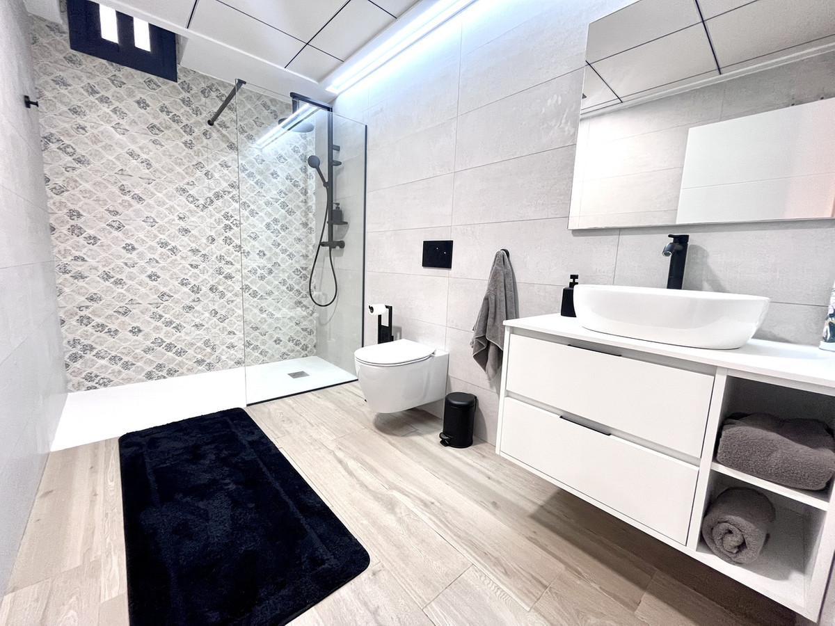 ShowFeedImage House – Detached Villa in Orihuela