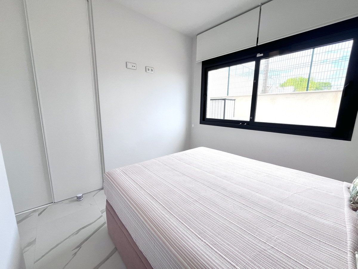 Apartment – Ground Floor Apartment in San Miguel de Salinas