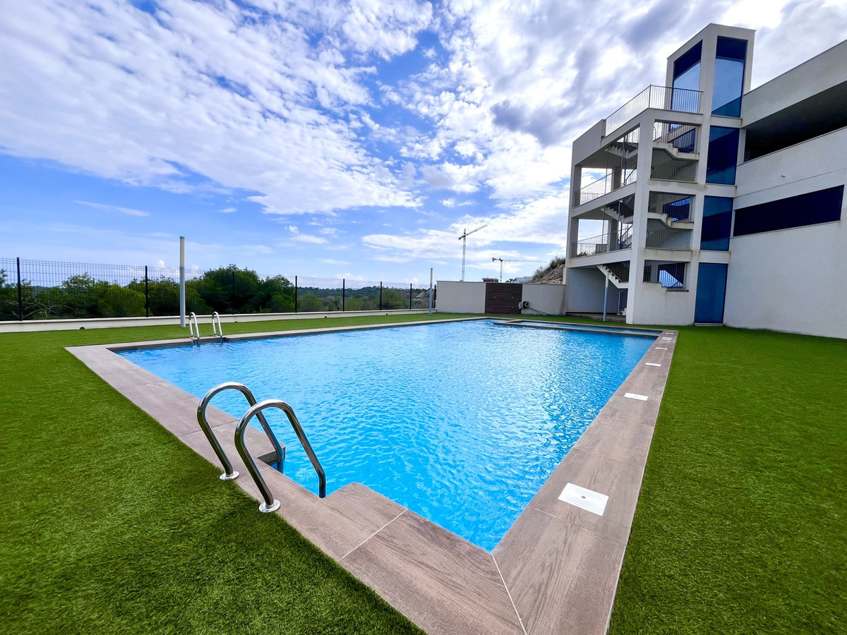 Apartment – Ground Floor Apartment in San Miguel de Salinas