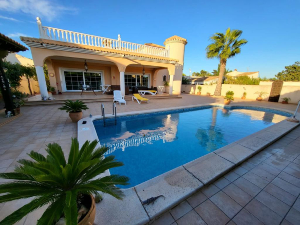 House – Detached Villa in Orihuela