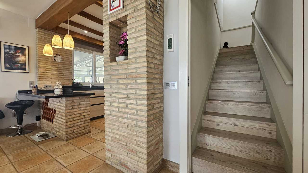 ShowFeedImage House – Detached Villa in Orihuela