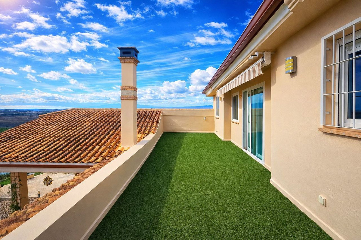 ShowFeedImage House – Detached Villa in Orihuela