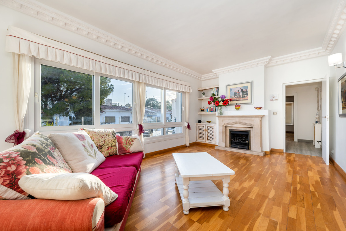 House – Detached Villa in Orihuela
