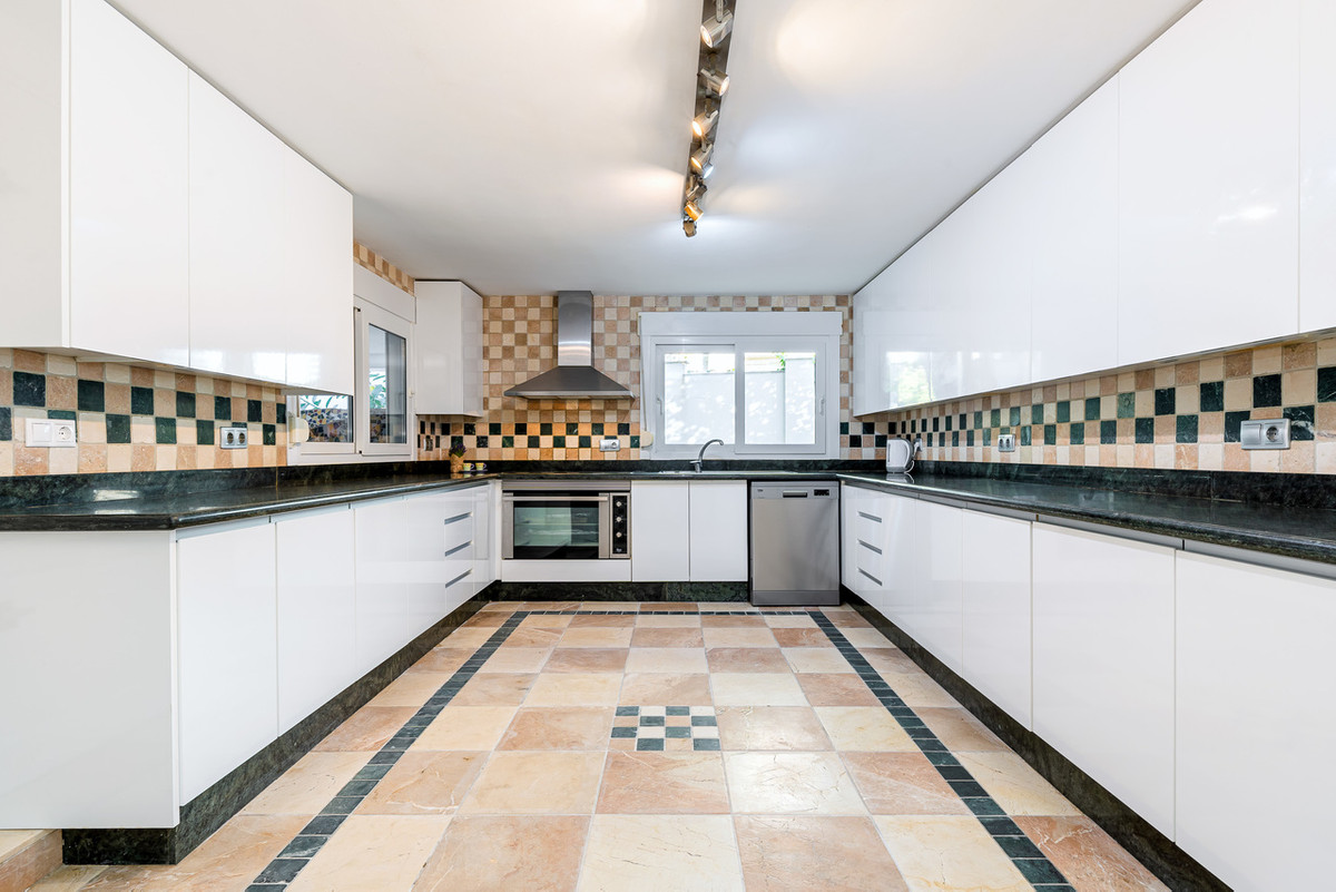 House – Detached Villa in Orihuela