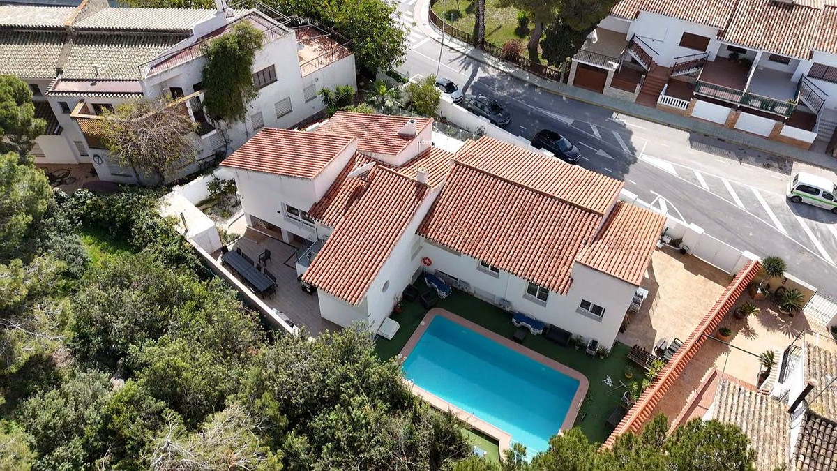 House – Detached Villa in Orihuela