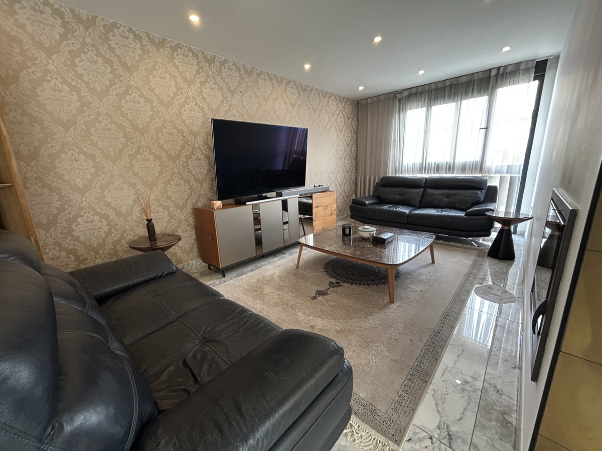 ShowFeedImage House – Detached Villa in Orihuela