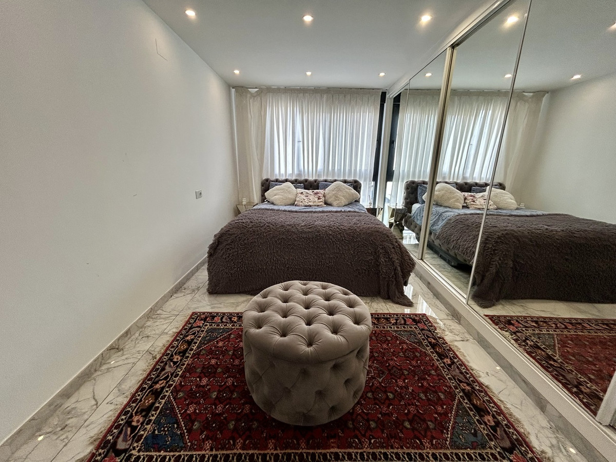 ShowFeedImage House – Detached Villa in Orihuela