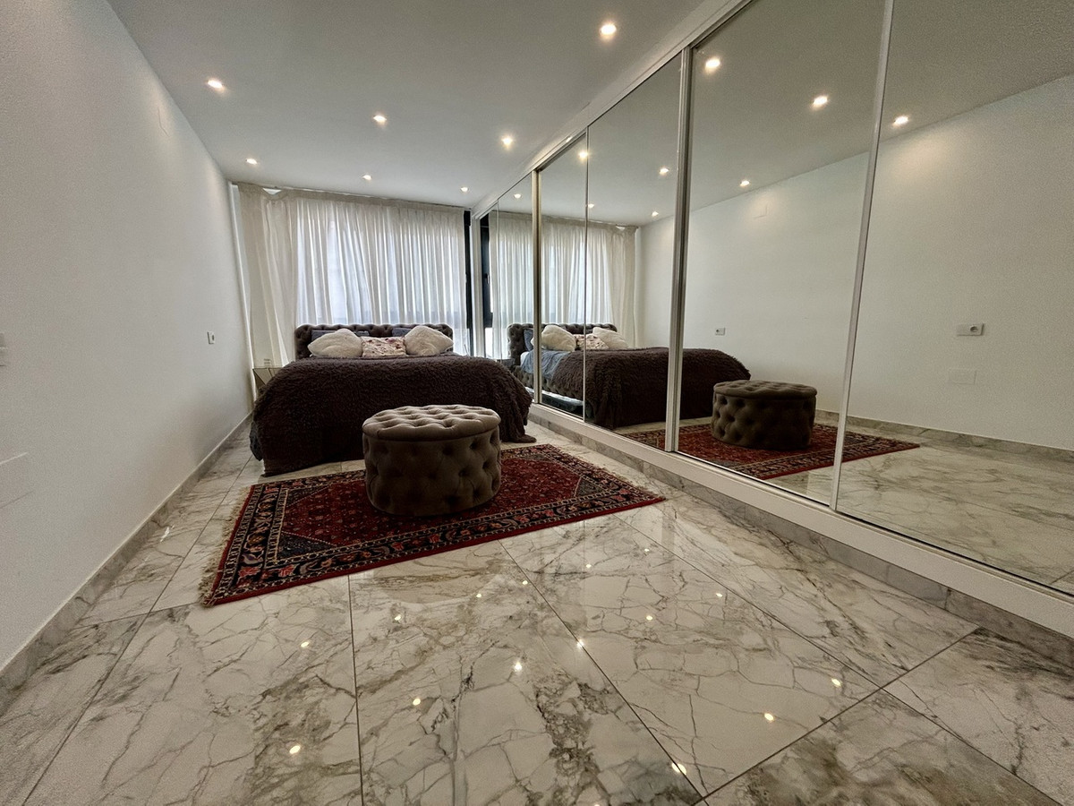 ShowFeedImage House – Detached Villa in Orihuela