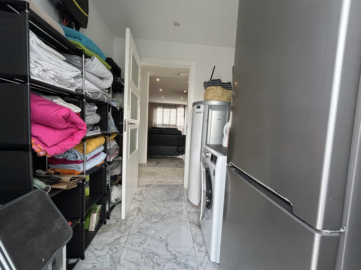 ShowFeedImage House – Detached Villa in Orihuela