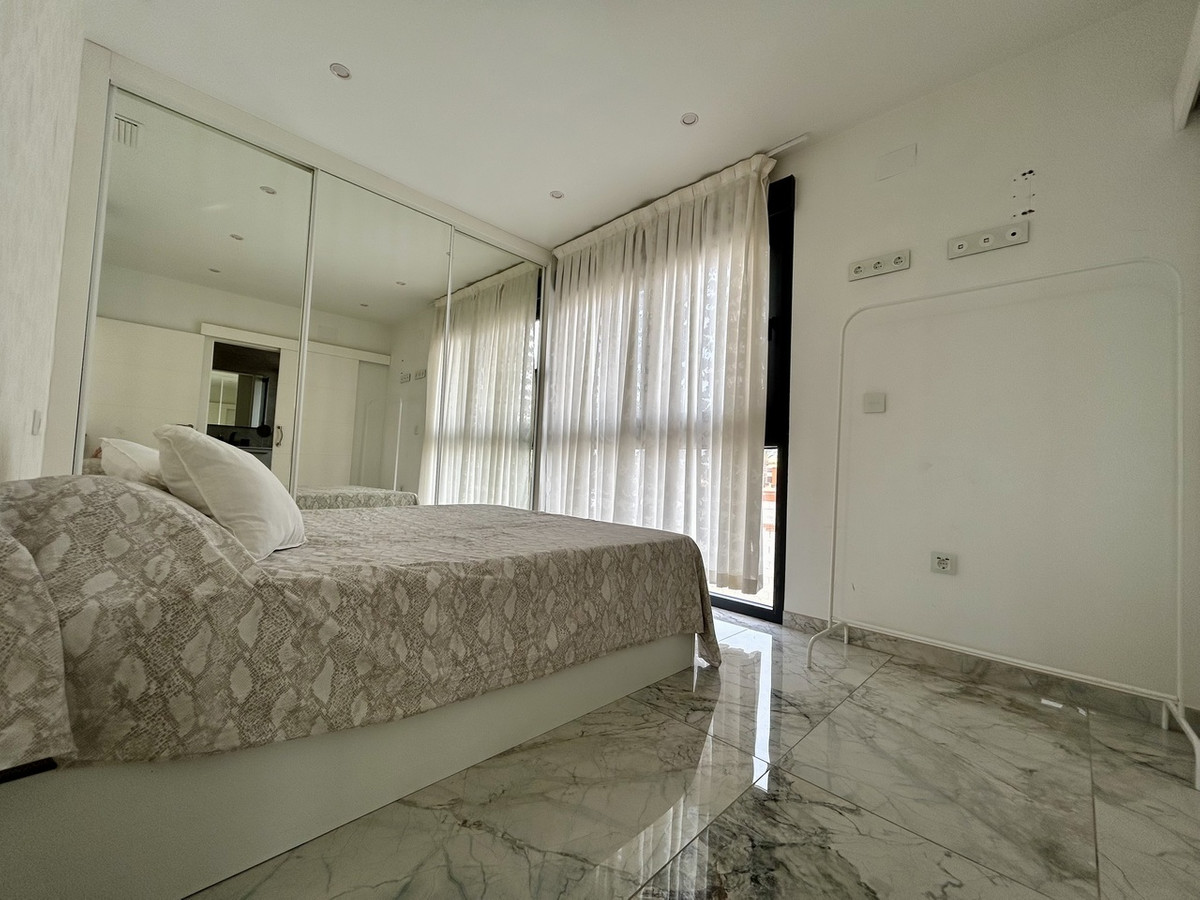 ShowFeedImage House – Detached Villa in Orihuela