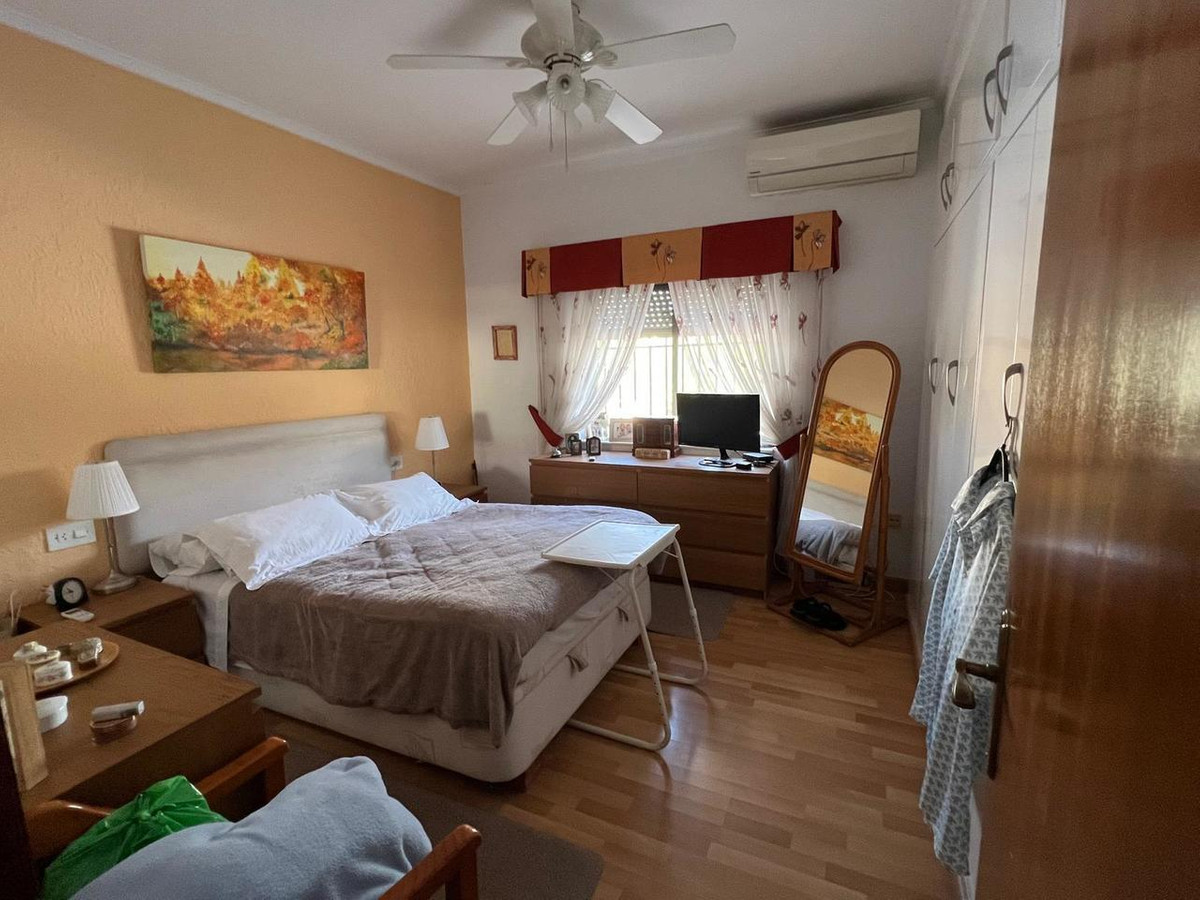 House – Detached Villa in Orihuela