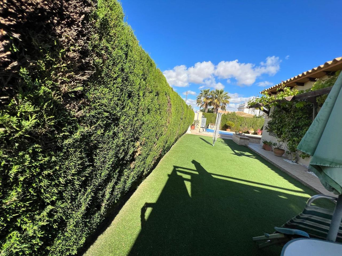 House – Detached Villa in Orihuela