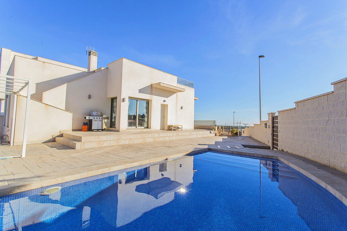 ShowFeedImage House – Detached Villa in San Miguel de Salinas