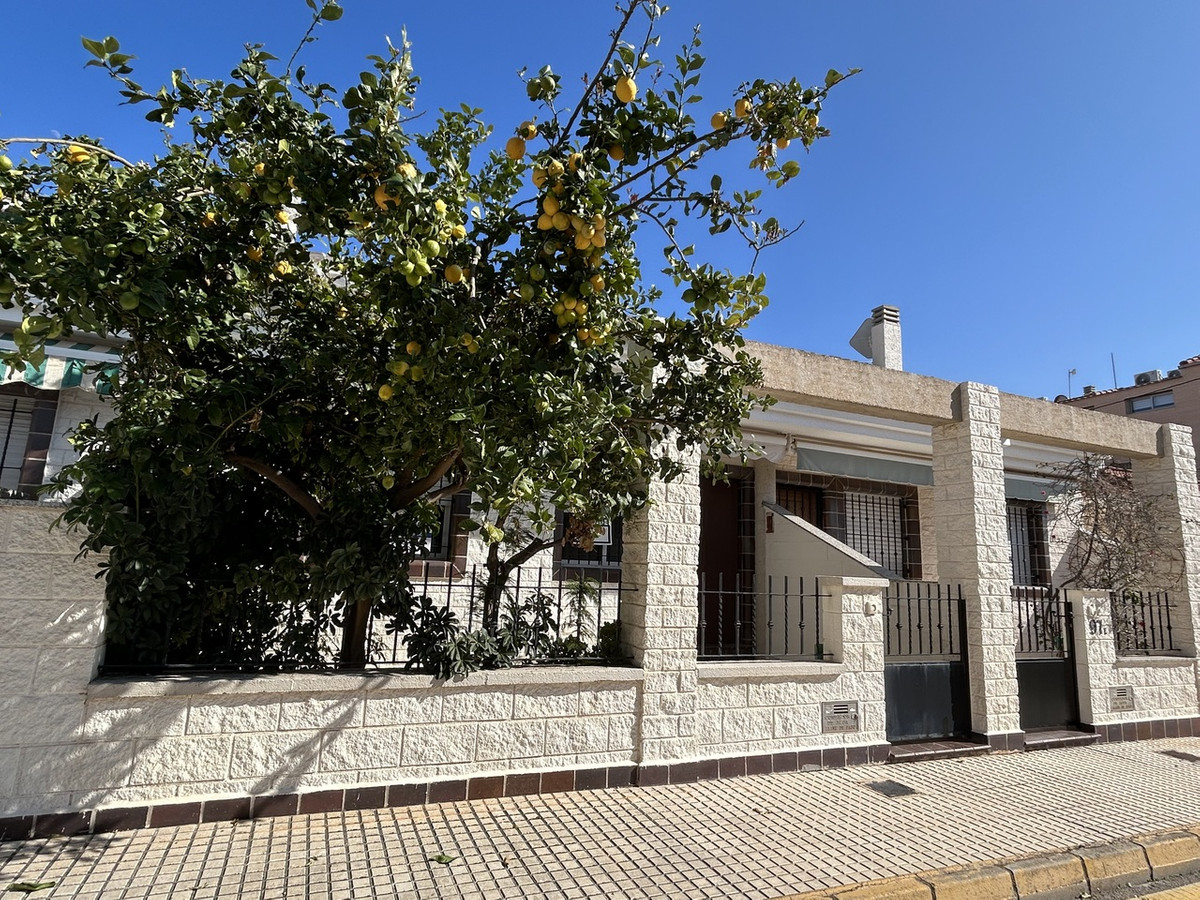 ShowFeedImage House – Townhouse in Pilar de la Horadada
