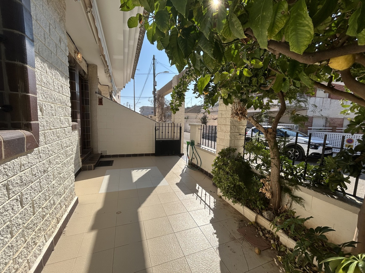 ShowFeedImage House – Townhouse in Pilar de la Horadada