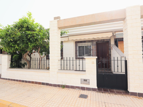 House – Townhouse in Pilar de la Horadada