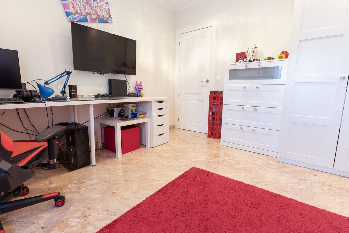 ShowFeedImage House – Detached Villa in Orihuela
