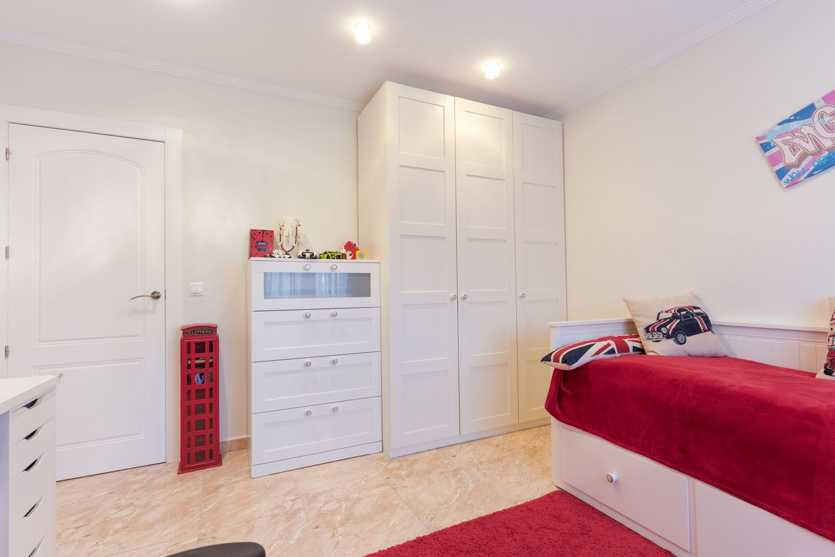ShowFeedImage House – Detached Villa in Orihuela