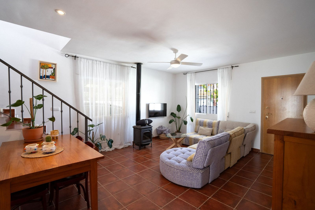 ShowFeedImage House – Detached Villa in Pilar de la Horadada
