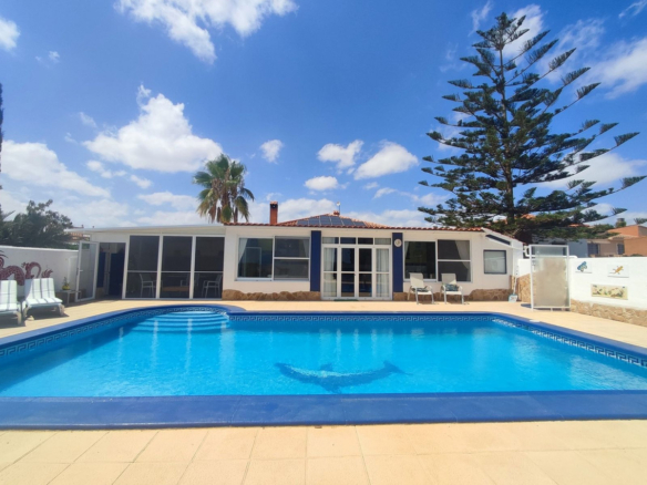 House – Detached Villa in Torre-Pacheco