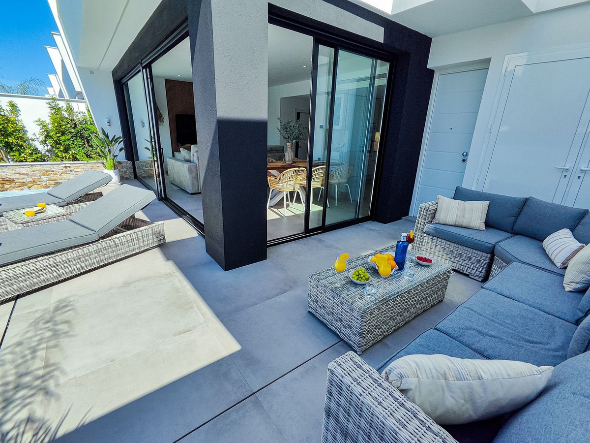 ShowFeedImage House – Detached Villa in San Javier